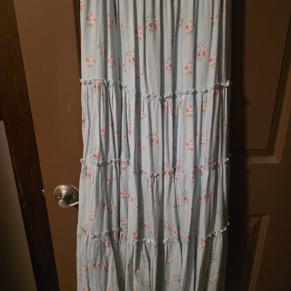 Smocked Puff-Sleeve Maxi Dress in Light Blue Floral - Picture 6 of 8